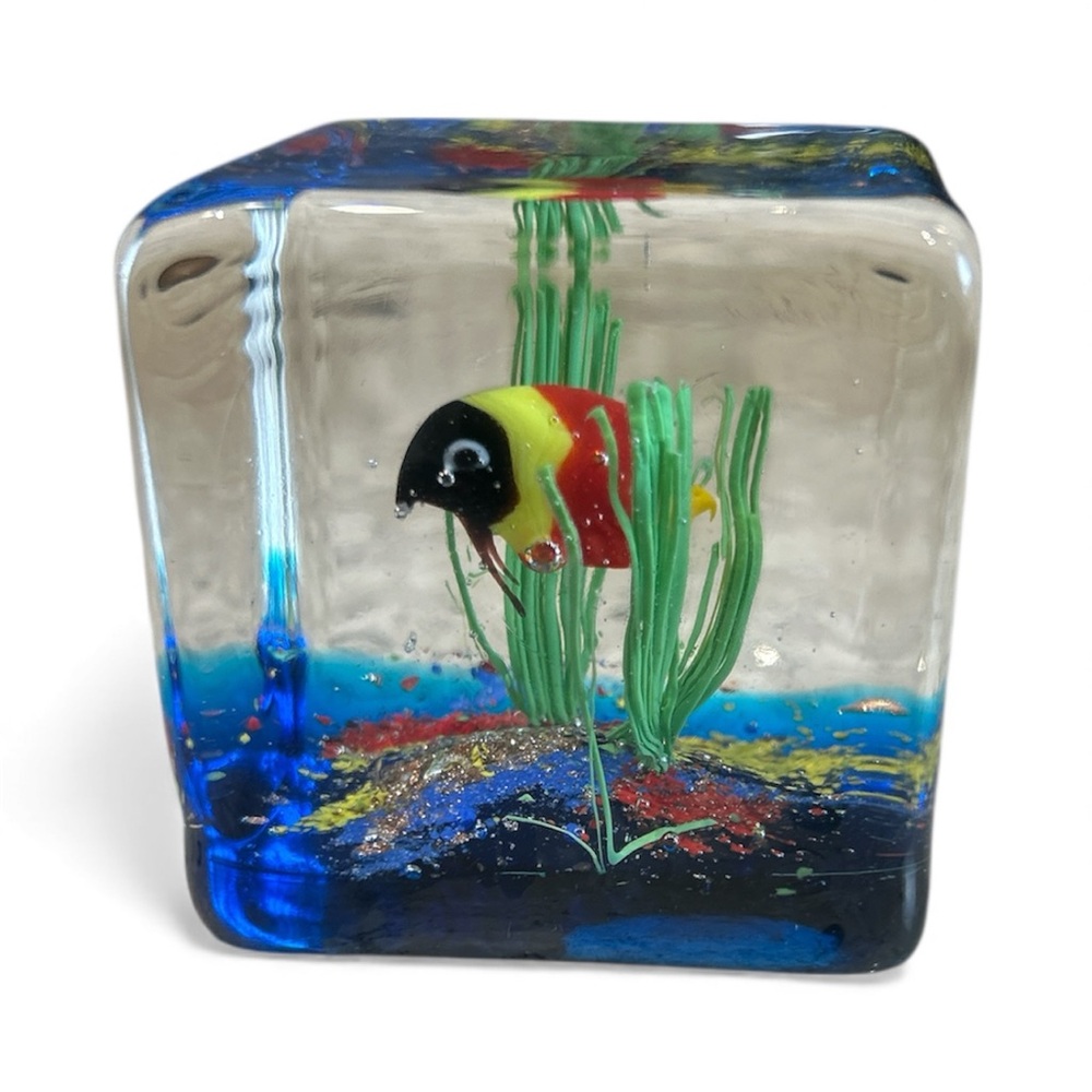 Murano Glass Aquarium Cube With Tropical Fish paperweight yellow black red fish